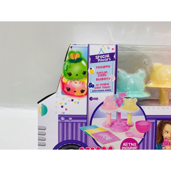Num Noms Lights Freezie Pop Maker With 3 Flavor Packs 1 Spoon, cup & Booklet - Picture 3 of 14
